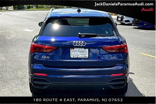 2024 Audi Q3 Premium 45 TFSI S line quattro Tiptronic