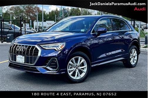 2024 Audi Q3 Premium 45 TFSI S line quattro Tiptronic