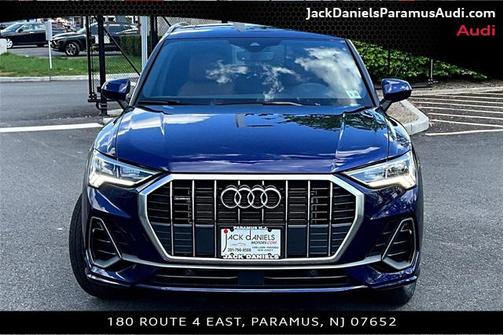 2024 Audi Q3 Premium 45 TFSI S line quattro Tiptronic