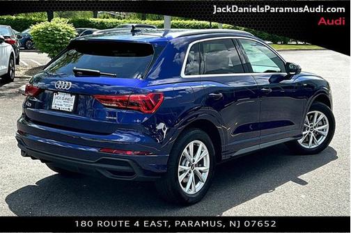 2024 Audi Q3 Premium 45 TFSI S line quattro Tiptronic