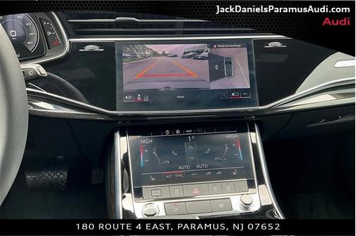 2025 Audi Q7 55 Premium