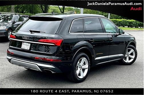 2025 Audi Q7 55 Premium