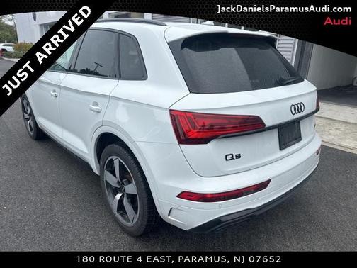 2022 Audi Q5 45 S line Premium Plus