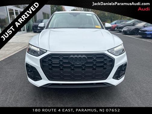2022 Audi Q5 45 S line Premium Plus