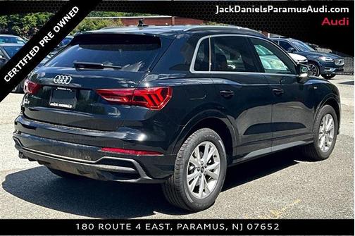 2025 Audi Q3 Premium 45 TFSI S line quattro Tiptronic