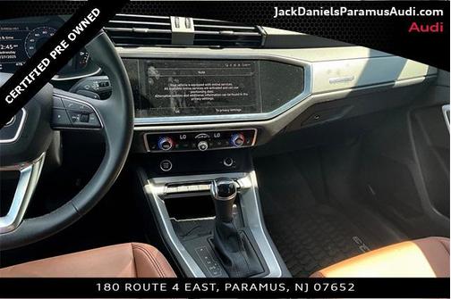 2025 Audi Q3 Premium 45 TFSI S line quattro Tiptronic