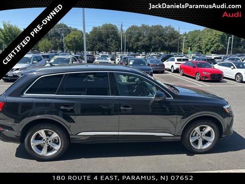 2025 Audi Q7 45 Premium