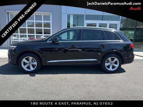 2025 Audi Q7 45 Premium