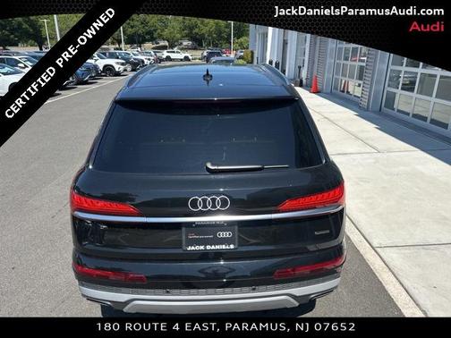 2025 Audi Q7 45 Premium