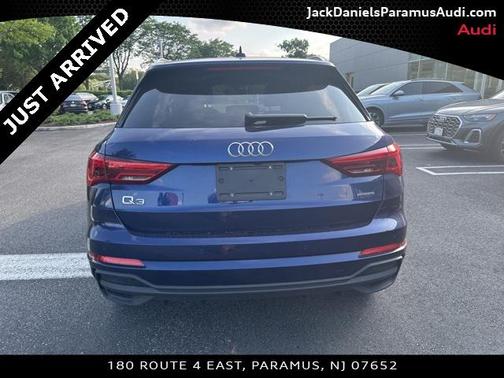 2024 Audi Q3 Premium 45 TFSI S line quattro Tiptronic