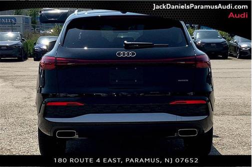 2025 Audi Q5 Premium Plus