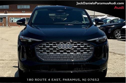 2025 Audi Q5 Premium Plus