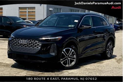 2025 Audi Q5 Premium Plus