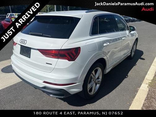 2022 Audi Q3 45 S line Premium Plus