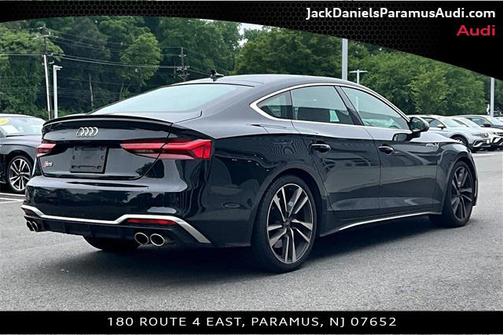 2022 Audi S5 Premium Plus TFSI quattro Tiptronic