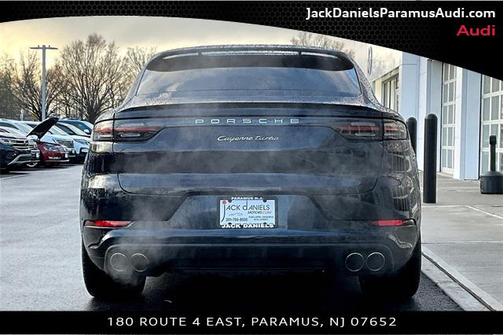 2022 Porsche Cayenne Turbo