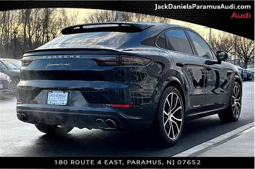 2022 Porsche Cayenne Turbo