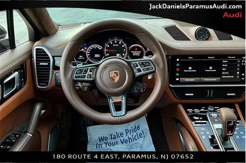 2022 Porsche Cayenne Turbo