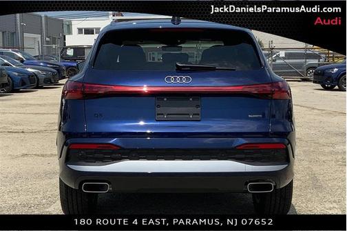 2025 Audi Q5 Premium