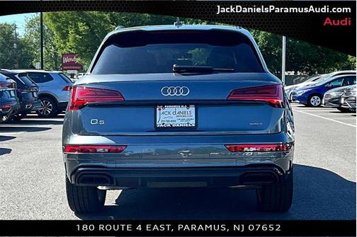2025 Audi Q5 45 S line Premium