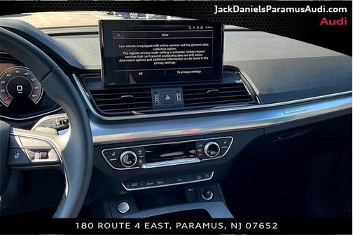 2025 Audi Q5 45 S line Premium