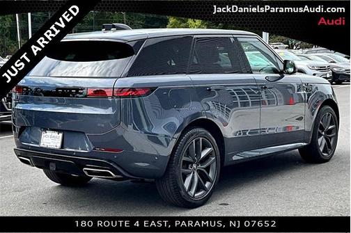 2024 Land Rover Range Rover Sport SE