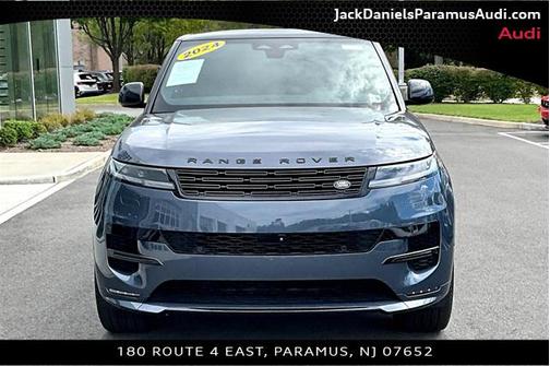2024 Land Rover Range Rover Sport SE