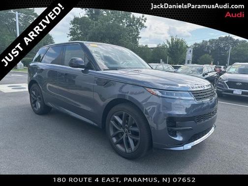 2024 Land Rover Range Rover Sport SE