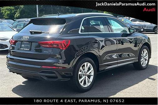 2025 Audi Q3 Premium 45 TFSI S line quattro Tiptronic