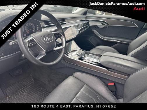 2022 Audi A8 L 55 TFSI quattro Tiptronic