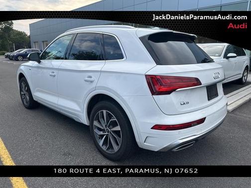 2022 Audi Q5 45 S line Premium