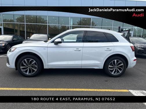 2022 Audi Q5 45 S line Premium