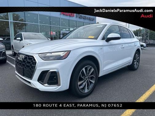 2022 Audi Q5 45 S line Premium