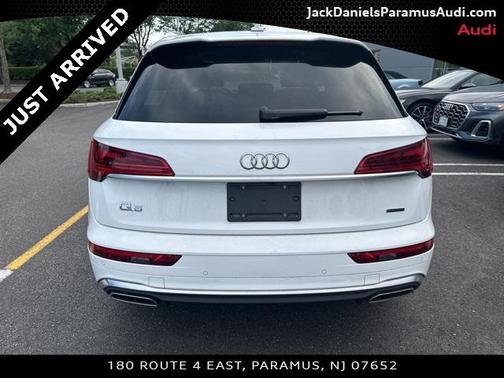 2022 Audi Q5 45 S line Premium