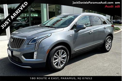2022 Cadillac XT5 Premium Luxury