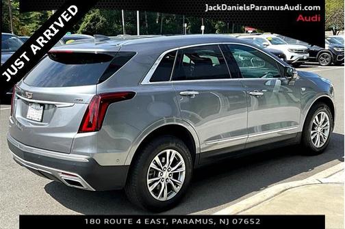 2022 Cadillac XT5 Premium Luxury