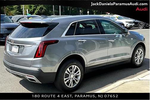 2022 Cadillac XT5 Premium Luxury