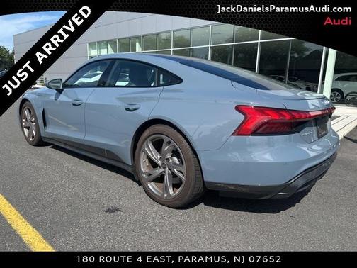 2024 Audi e-tron GT Premium Plus quattro