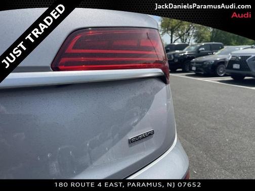 2022 Audi Q5 40 Premium