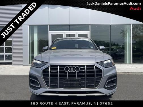 2022 Audi Q5 40 Premium