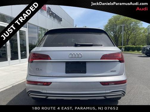 2022 Audi Q5 40 Premium