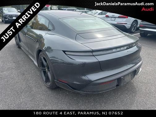 2020 Porsche Taycan Turbo