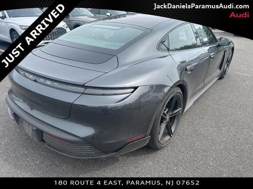 2020 Porsche Taycan Turbo