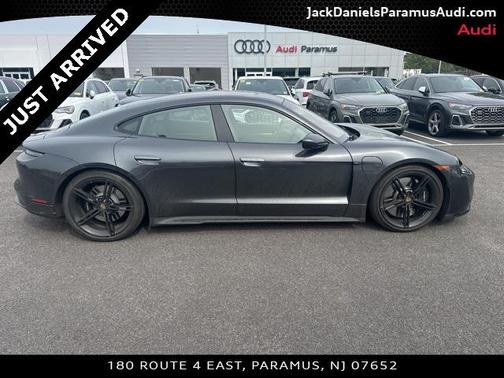 2020 Porsche Taycan Turbo