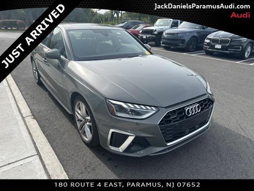 2023 Audi A4 45 S line Premium Plus