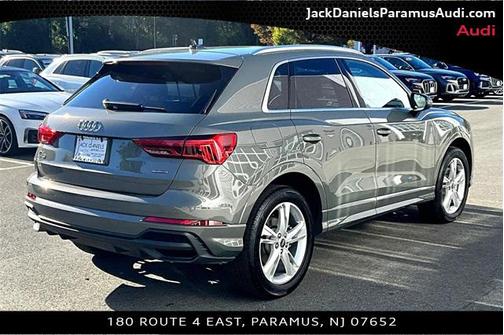 2024 Audi Q3 Premium 45 TFSI S line quattro Tiptronic