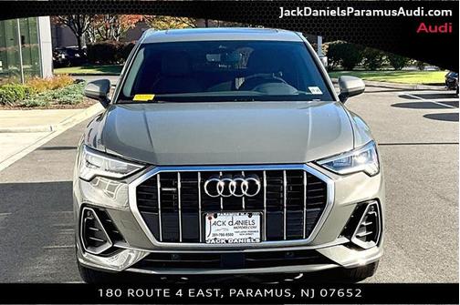 2024 Audi Q3 Premium 45 TFSI S line quattro Tiptronic