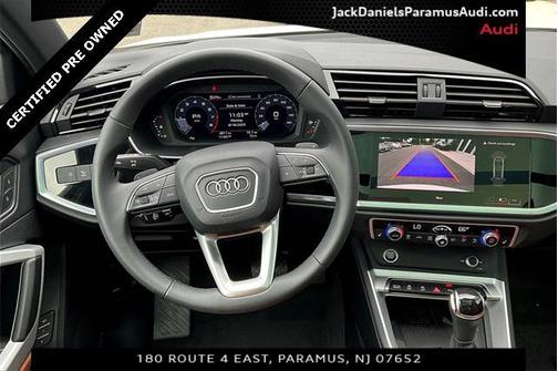 2025 Audi Q3 Premium 45 TFSI S line quattro Tiptronic