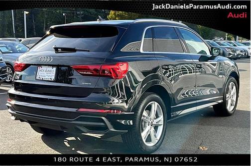 2024 Audi Q3 45 S line Premium Plus