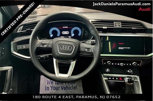 2025 Audi Q3 Premium 45 TFSI S line quattro Tiptronic